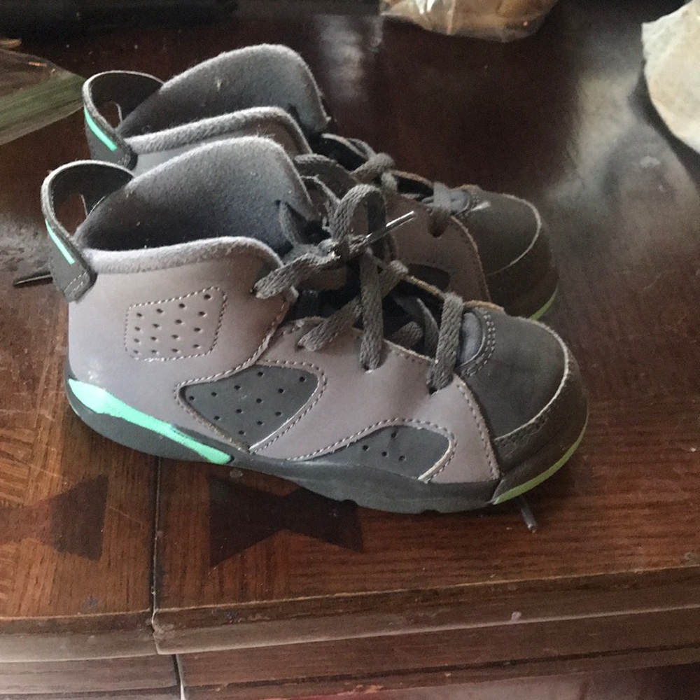 Jordan 6 size 8c light worn no box